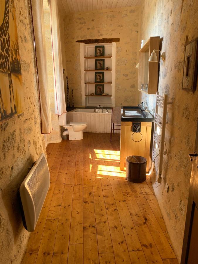 Chateau De Pleneselve Bon-Encontre Екстериор снимка